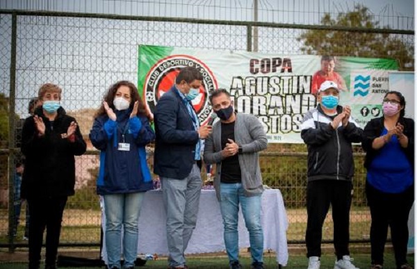 140 niños y jóvenes de la comuna participaron en la “Copa Agustín Morandé Bustos”