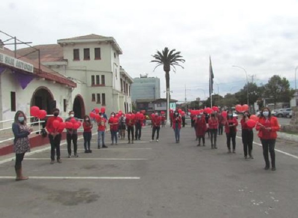 Con intervención en el frontis del municipio conmemoran Día Internacional de la Lucha contra el VIH