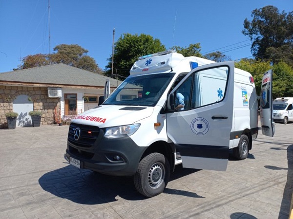 Moderna ambulancia arribó a Santo Domingo