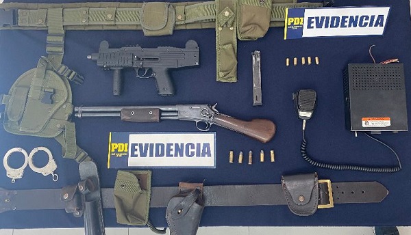 PDI San Antonio detuvo a sujeto con armas e implementos que utilizan los vehículos policiales