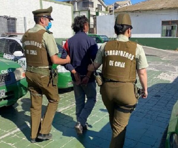Sujeto amenazó con arma cortopunzante a locataria de Llolleo