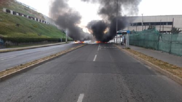 Con barricadas se desarrolló primera jornada de paro portuario