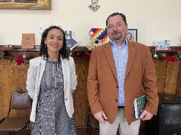 Alcaldesa Constanza Lizana y Puerto San Antonio sostienen reunión con equipos técnicos