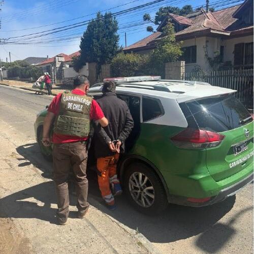 Sujeto con orden de detención vigente  fue atrapado por robo de celular