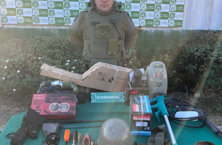 Carabineros detiene a sujeto que fue sorprendido mientras robaba en vivienda de Cartagena