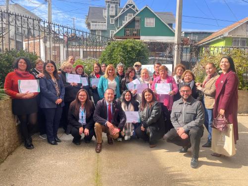 Cartagena aprende y emprende: 19 emprendedores reciben certificación tras taller de administración*