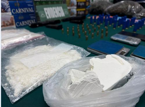 OS7 San Antonio detiene a tres personas, incauta droga y armas en Cerro Alegre