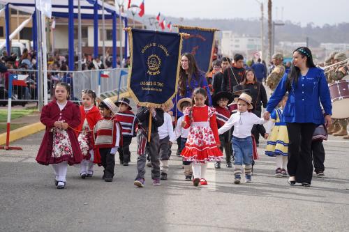 El Tabo realizó Desfile Comunal de Fiestas Patrias